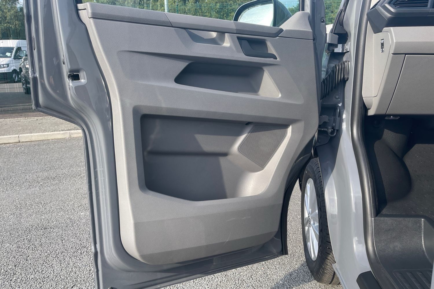 Used Volkswagen Transporter 2024 for sale - 76782981: Photo 34