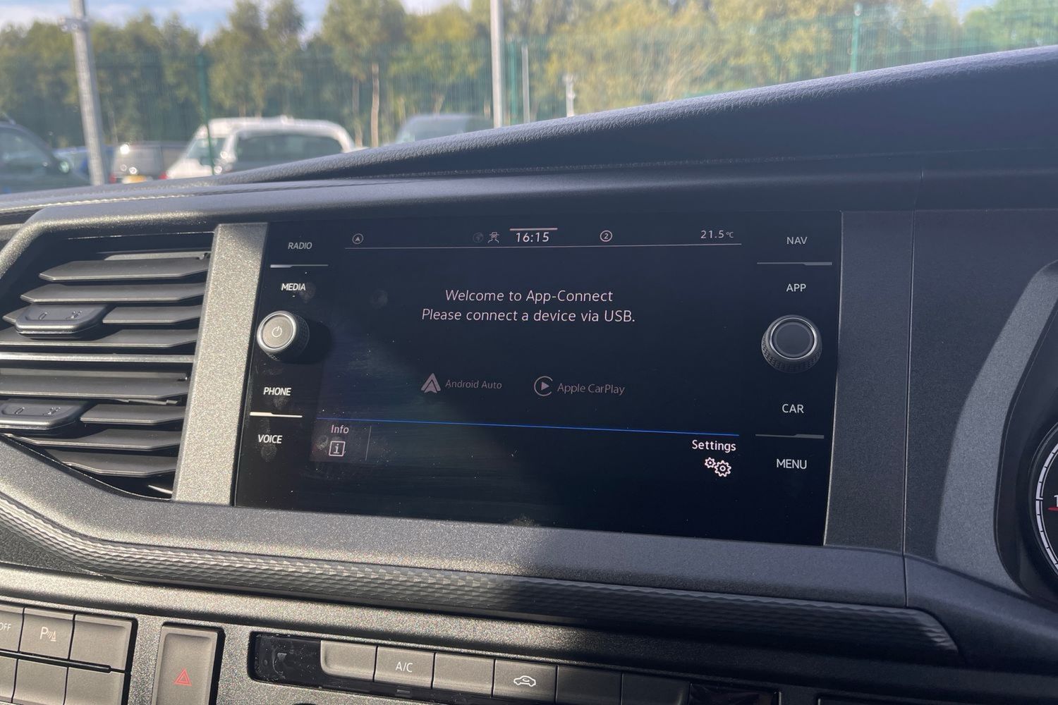 Used Volkswagen Transporter 2024 for sale - 76782981: Photo 54