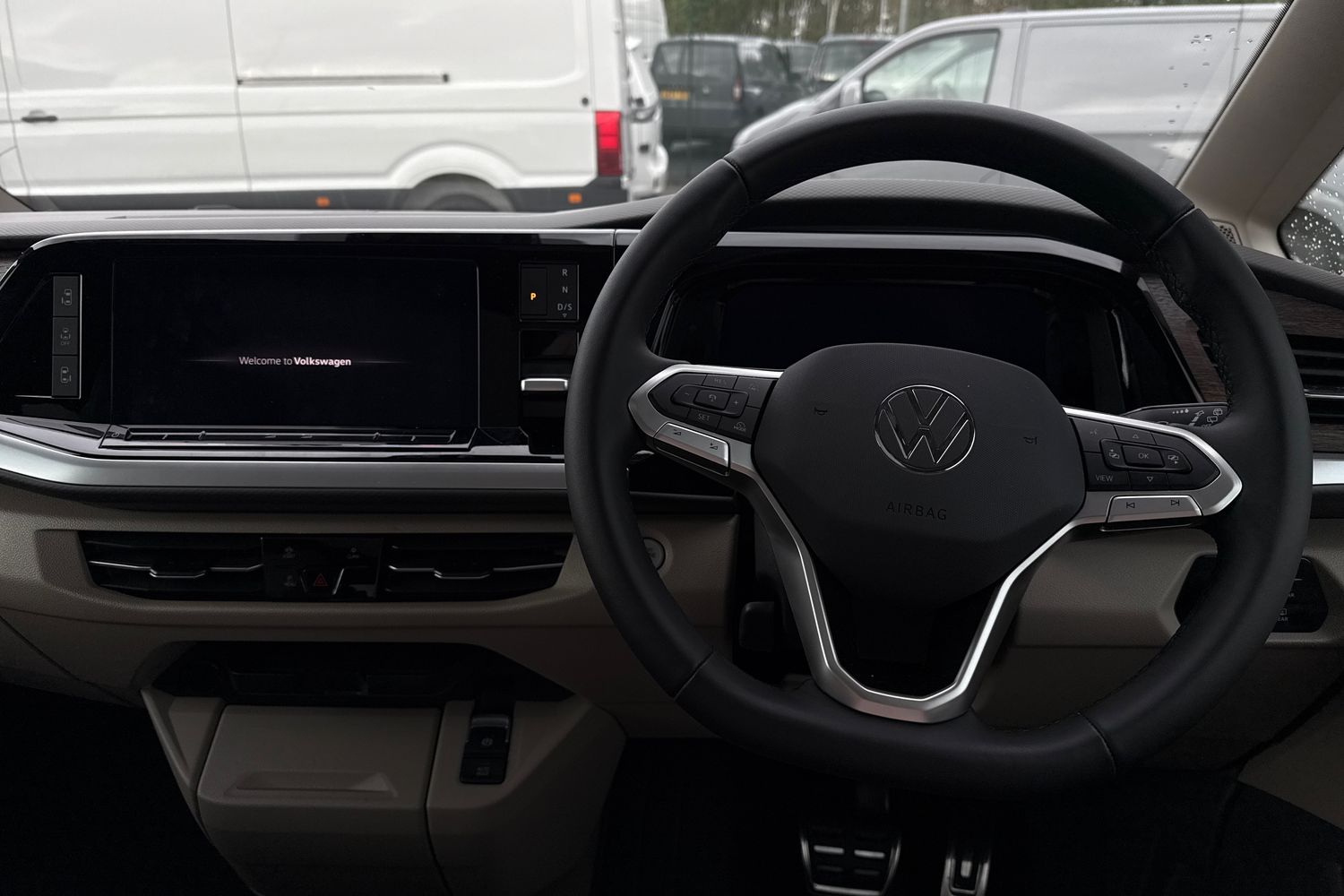 Used Volkswagen Multivan 2025 for sale - 76553476: Photo 17