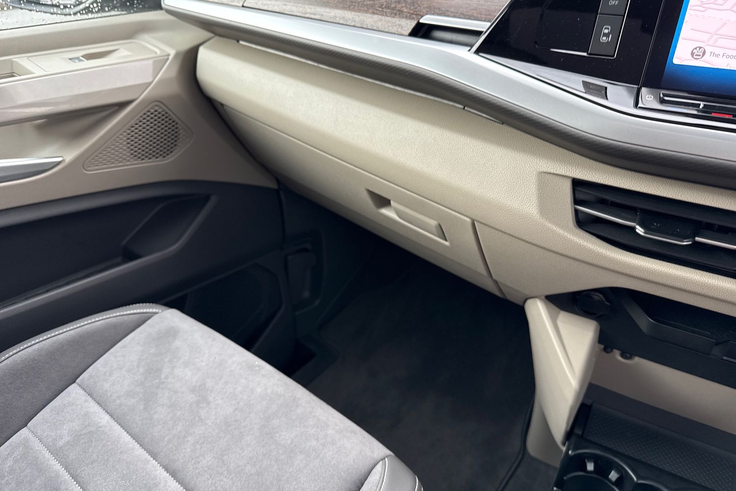 Used Volkswagen Multivan 2025 for sale - 76553476: Photo 19