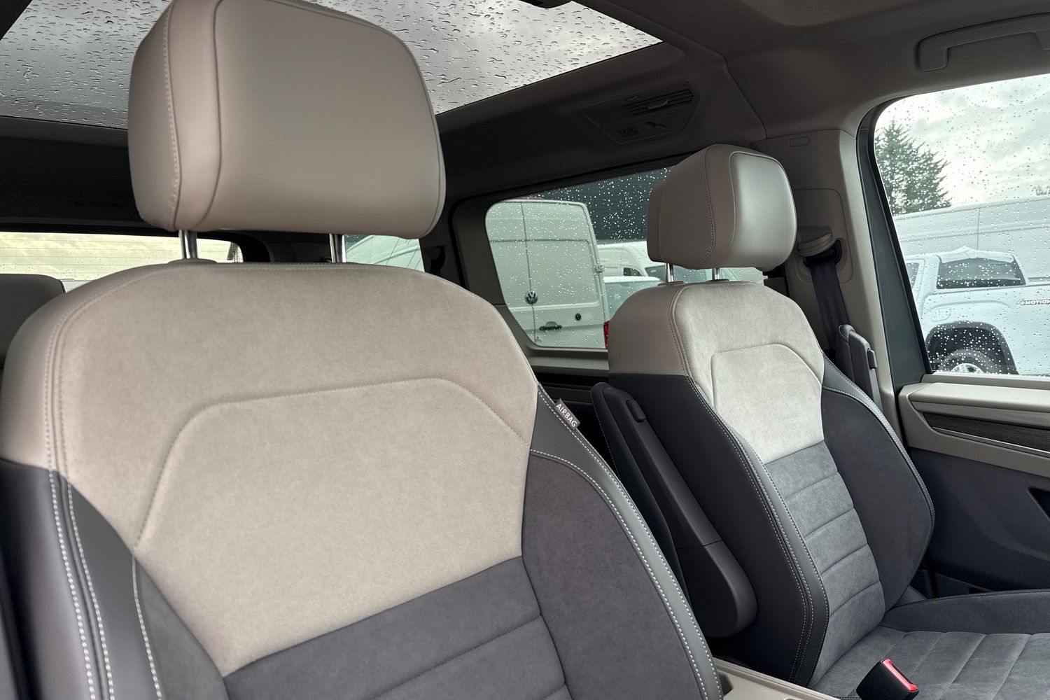 Used Volkswagen Multivan 2025 for sale - 76553476: Photo 23