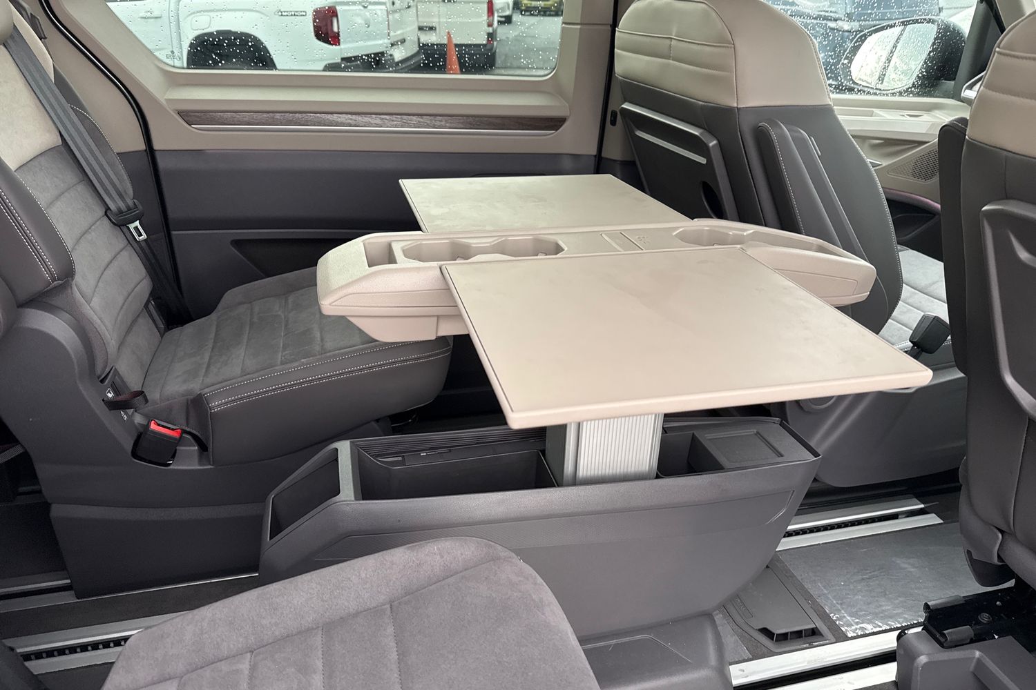 Used Volkswagen Multivan 2025 for sale - 76553476: Photo 35