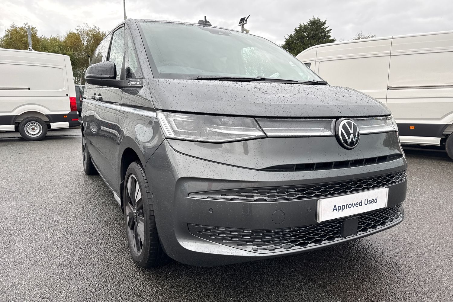 Used Volkswagen Multivan 2025 for sale - 76553476: Photo 8