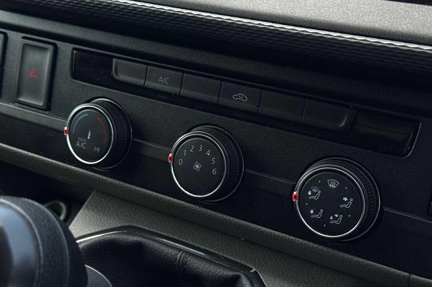 Used Volkswagen Transporter 2024 for sale - 76670333: Photo 18