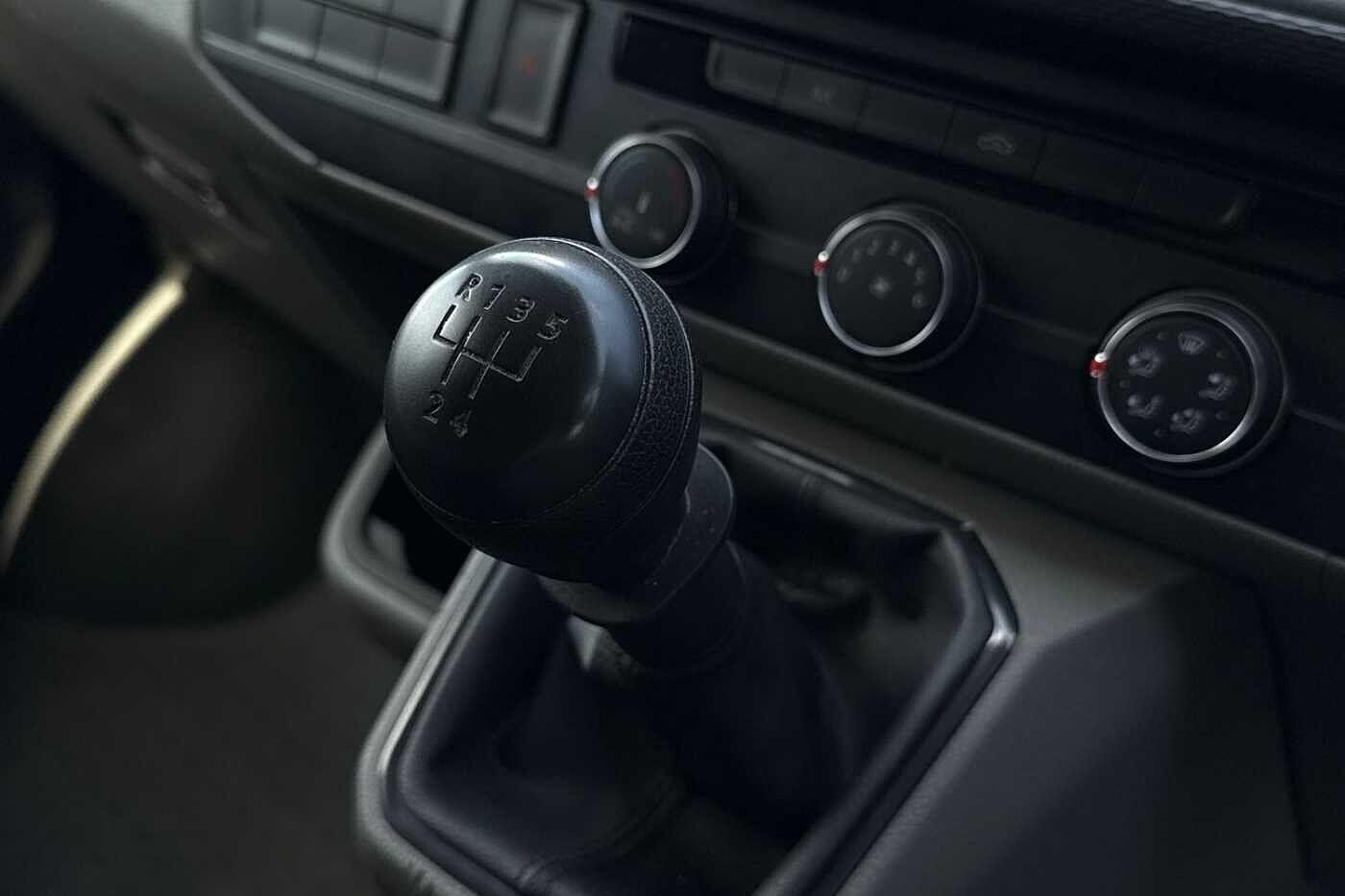 Used Volkswagen Transporter 2024 for sale - 76670333: Photo 19