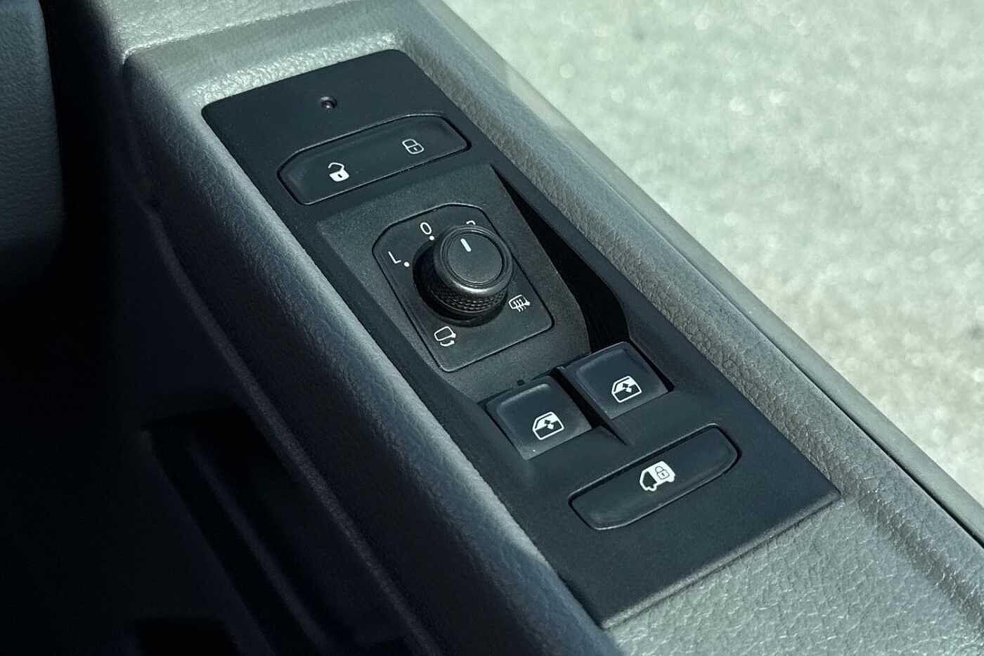 Used Volkswagen Transporter 2024 for sale - 76670333: Photo 35