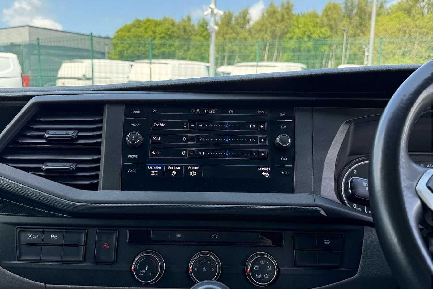 Used Volkswagen Transporter 2024 for sale - 76670333: Photo 47