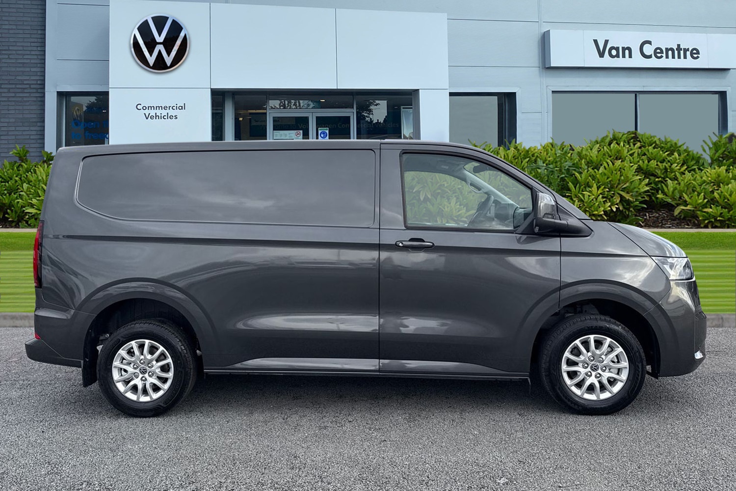 Used Volkswagen Transporter 2025 for sale - 76488326: Photo 3