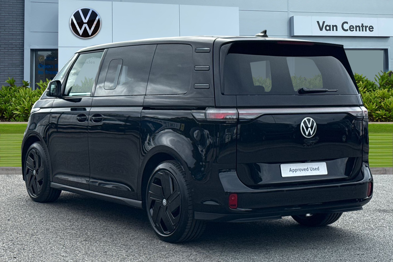 Used Volkswagen ID-Buzz 2025 for sale - 76171217: Photo 2