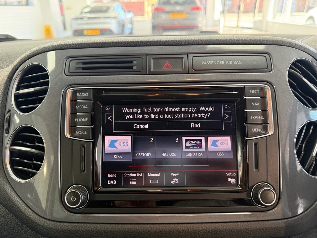 Used Volkswagen Tiguan 2015 for sale - 77936215: Photo 32