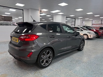 Used Ford Fiesta 2019 for sale - 77037673: Photo