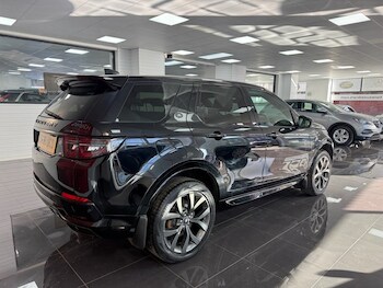 Used Land Rover Discovery Sport 2019 for sale - 78134323: Photo