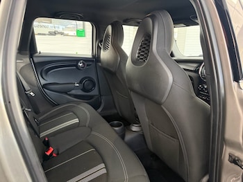 Used MINI Hatch 2019 for sale - 79618909: Photo