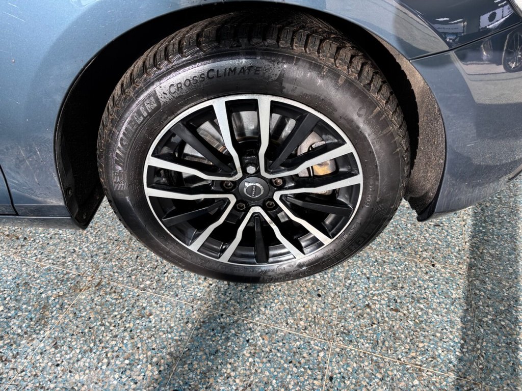 Used Volvo V40 2019 for sale - 77263556: Photo 14