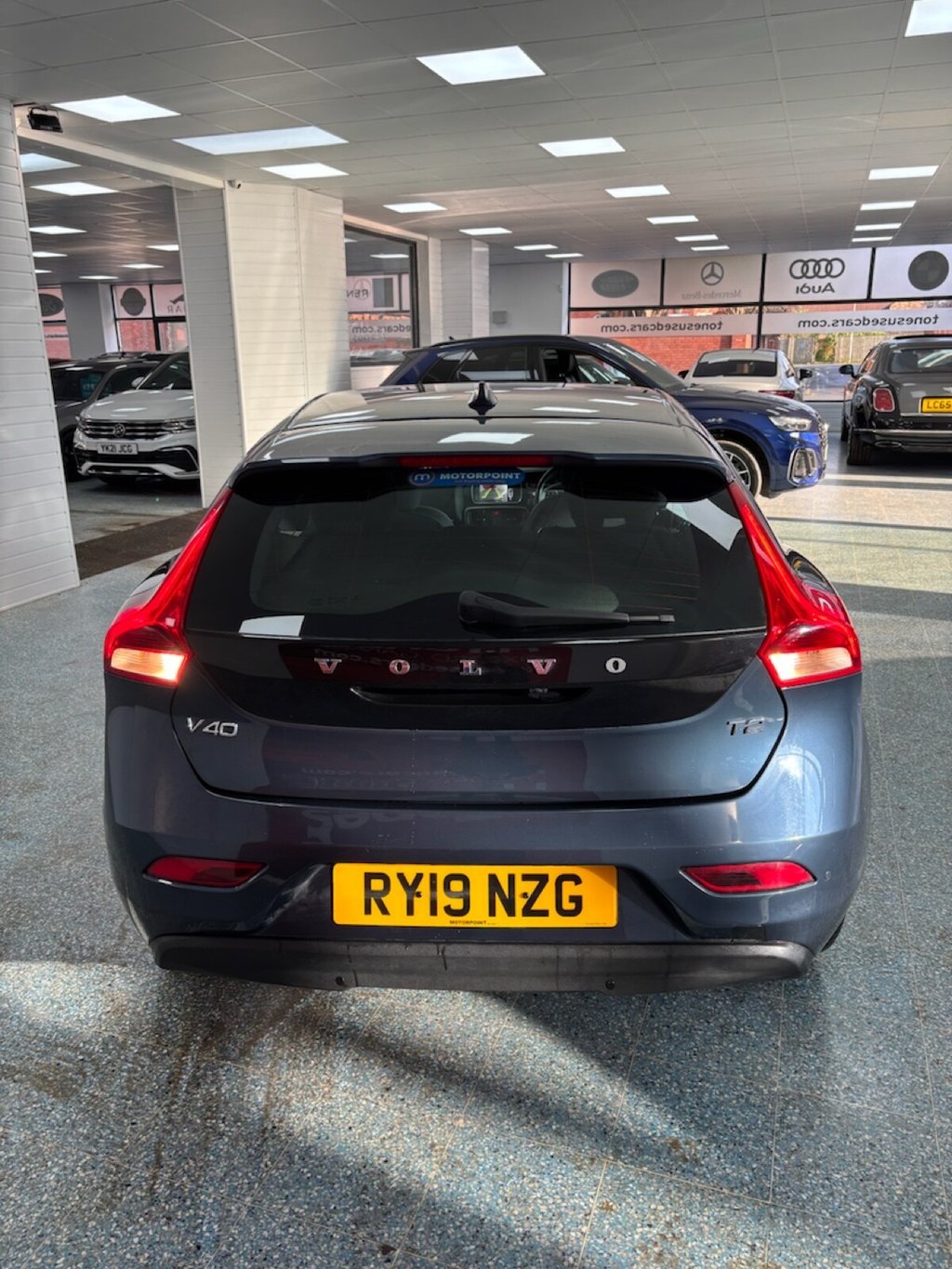 Used Volvo V40 2019 for sale - 77263556: Photo 5