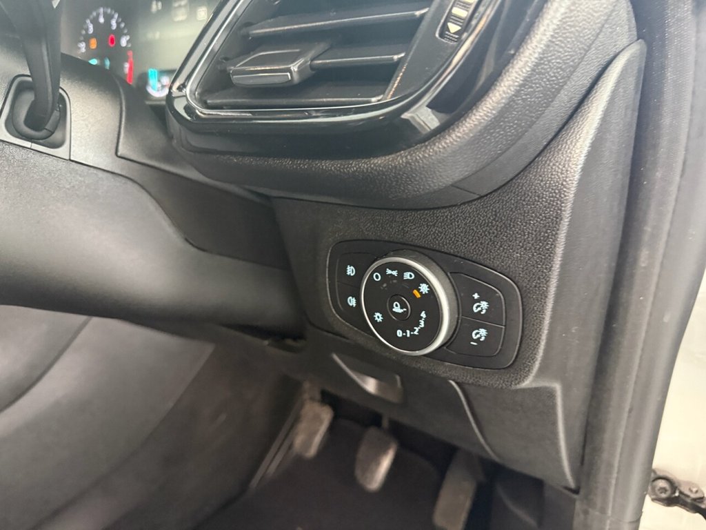 Used Ford Fiesta 2019 for sale - 76776608: Photo 23