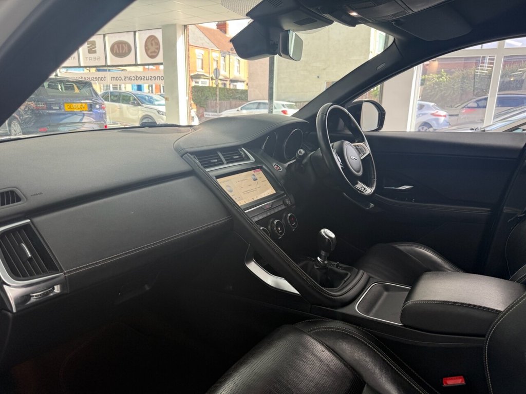 Used Jaguar E-Pace 2018 for sale - 76776713: Photo 15