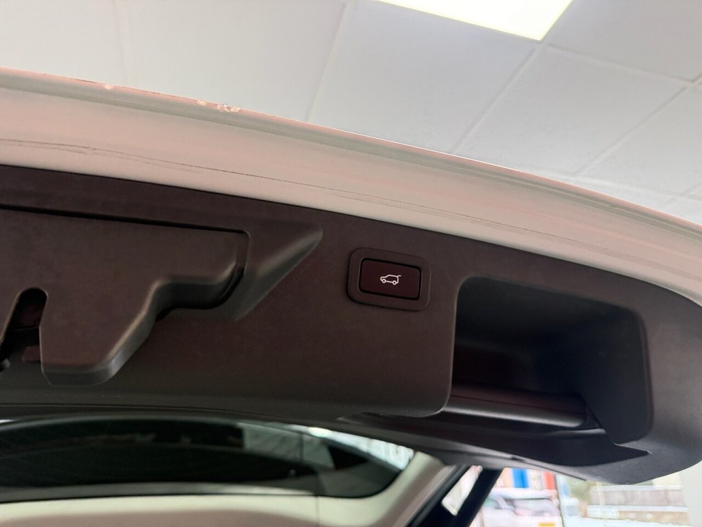 Used Land Rover Discovery Sport 2017 for sale - 77139347: Photo 14