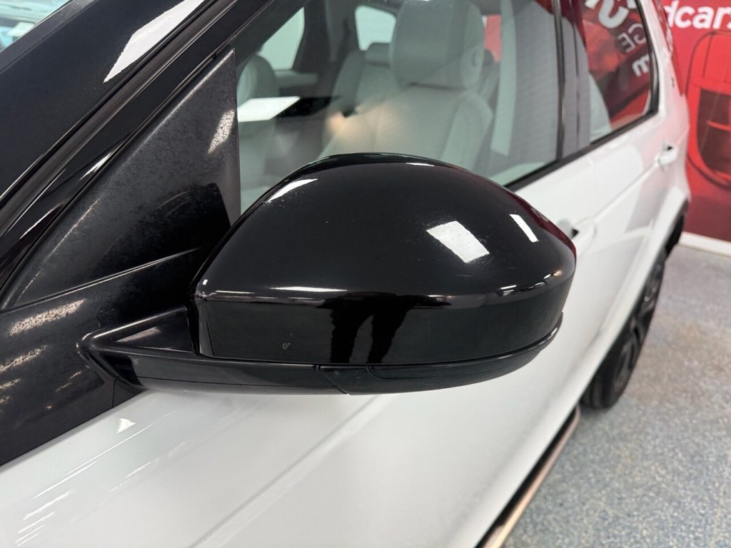 Used Land Rover Discovery Sport 2017 for sale - 77139347: Photo 25