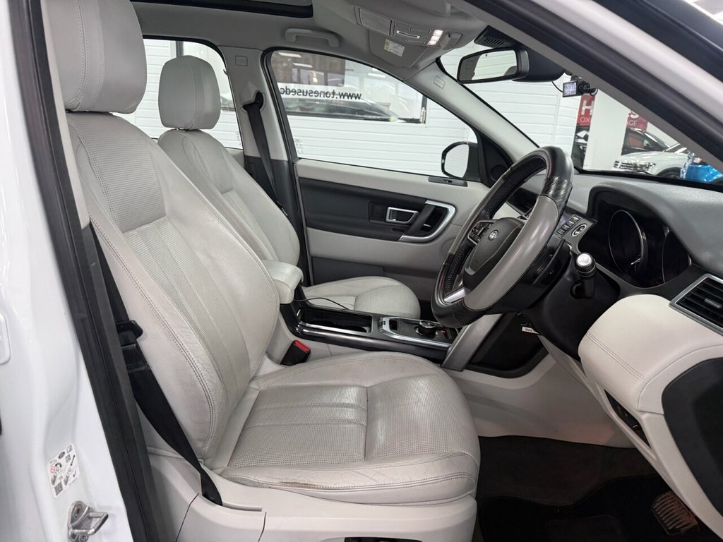 Used Land Rover Discovery Sport 2017 for sale - 77139347: Photo 31