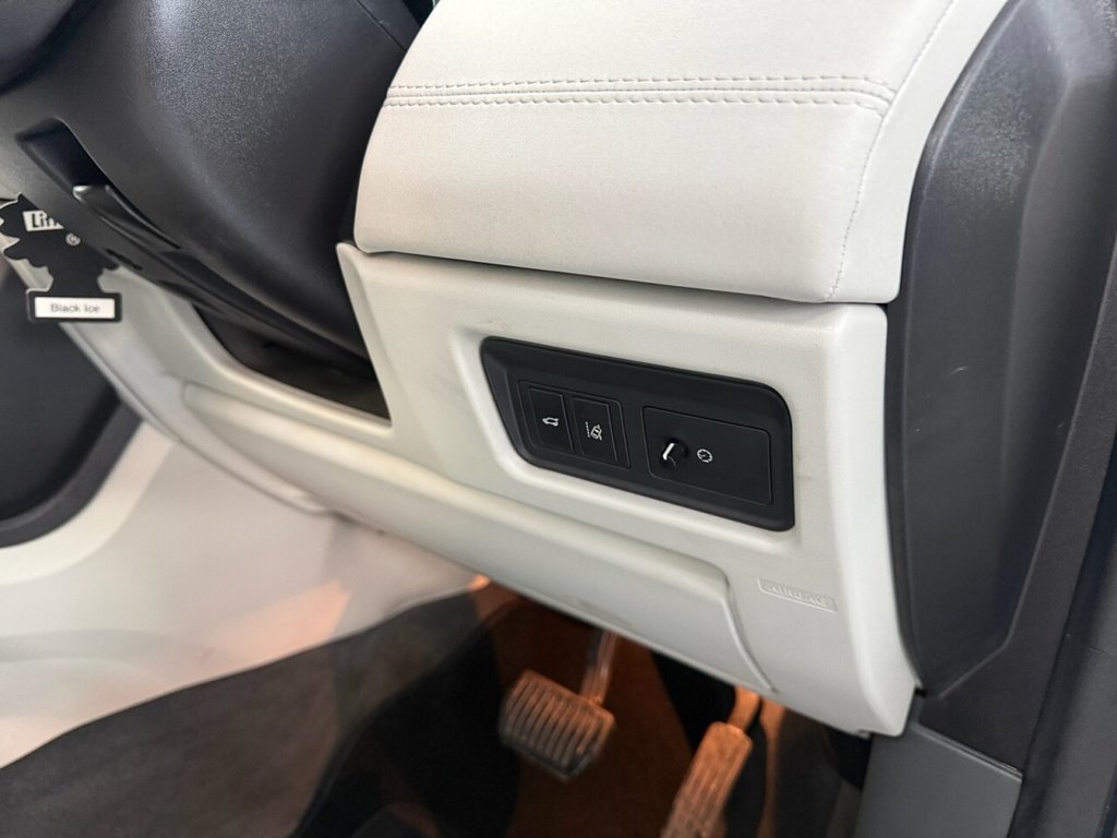 Used Land Rover Discovery Sport 2017 for sale - 77139347: Photo 34