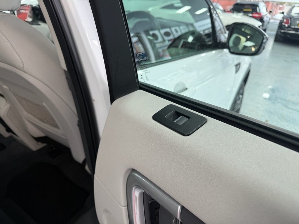 Used Land Rover Discovery Sport 2017 for sale - 77139347: Photo 7