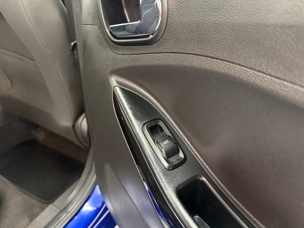 Used Ford Ka+ 2018 for sale - 76776566: Photo 6