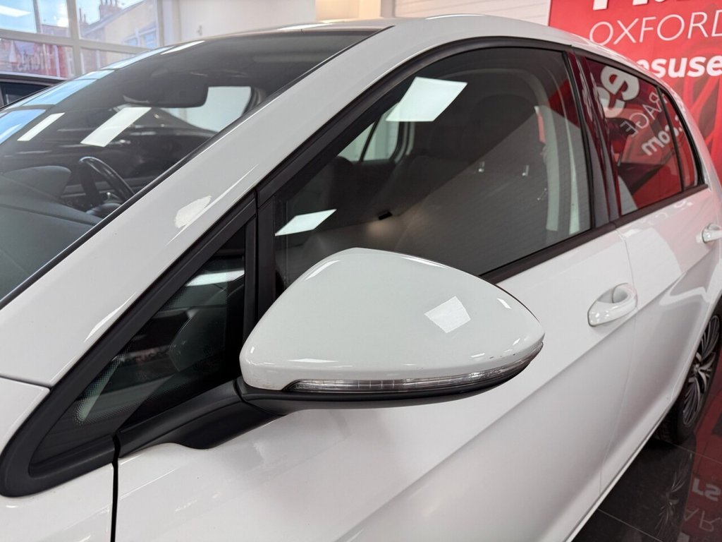 Used Volkswagen Golf 2018 for sale - 77952490: Photo 14