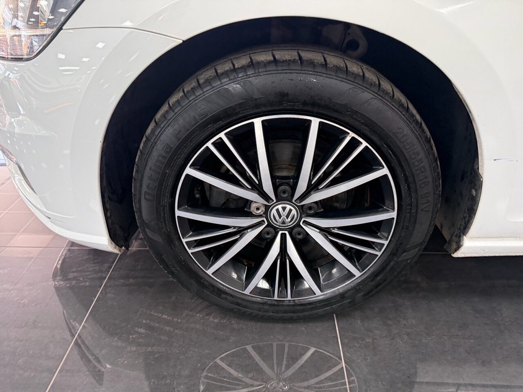 Used Volkswagen Golf 2018 for sale - 77952490: Photo 15