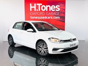 Used Volkswagen Golf 2018 for sale - 77952490: Photo