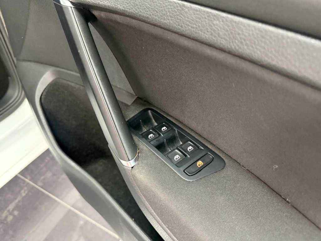 Used Volkswagen Golf 2018 for sale - 77952490: Photo 22