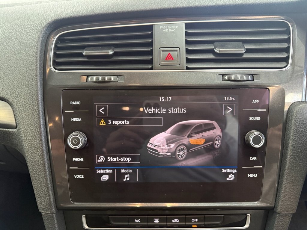 Used Volkswagen Golf 2018 for sale - 77952490: Photo 34