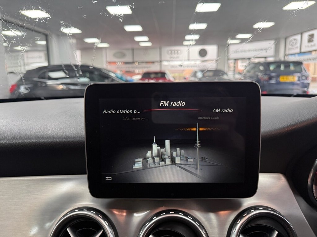 Used Mercedes-Benz GLA 2016 for sale - 76776642: Photo 32