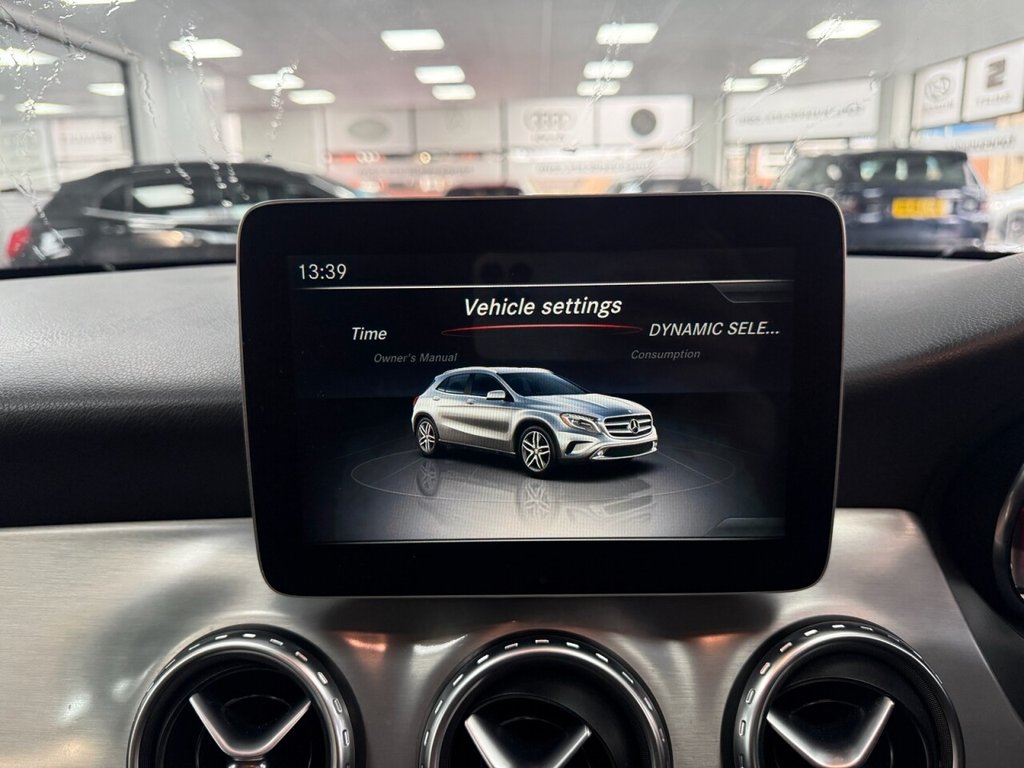 Used Mercedes-Benz GLA 2016 for sale - 76776642: Photo 38