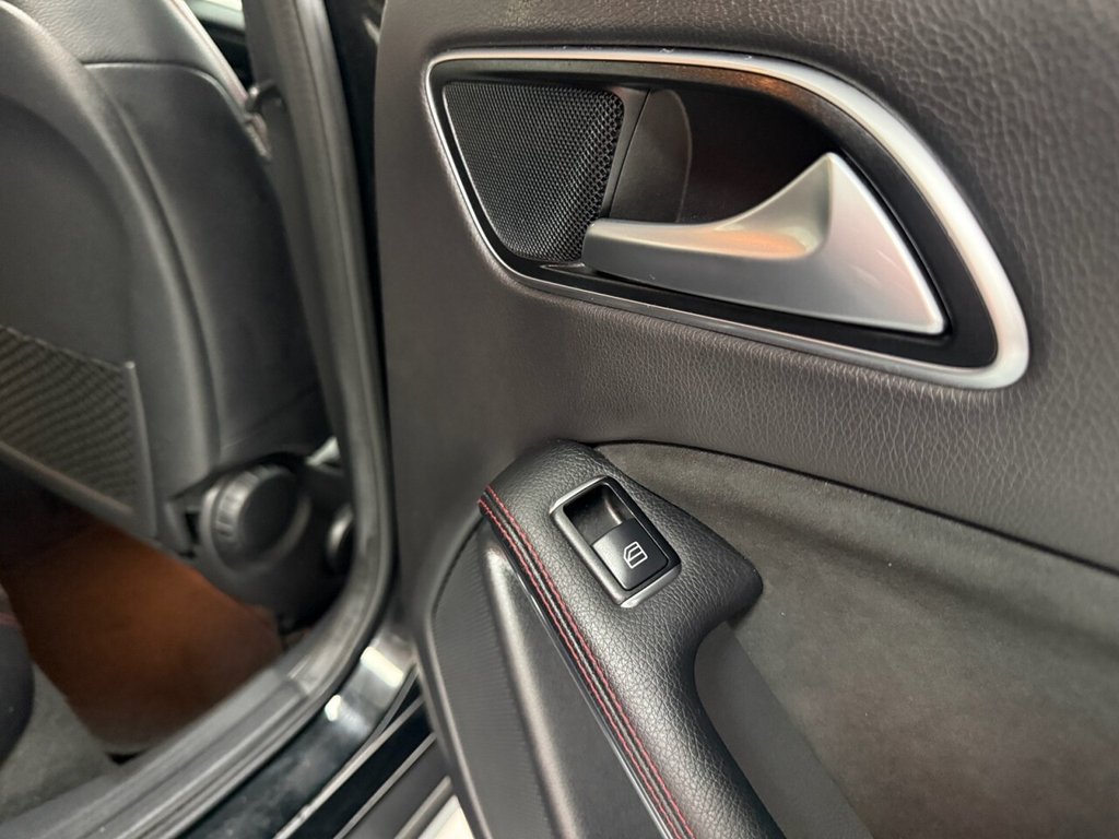 Used Mercedes-Benz GLA 2016 for sale - 76776642: Photo 4