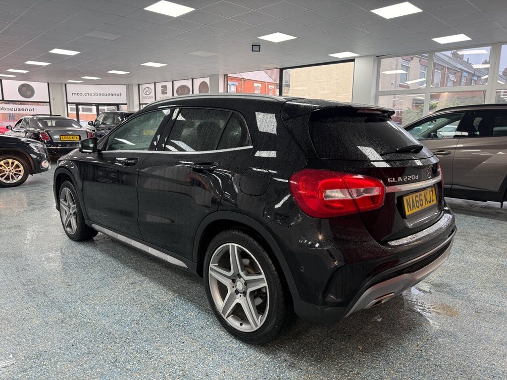 Used Mercedes-Benz GLA 2016 for sale - 76776642: Photo 8