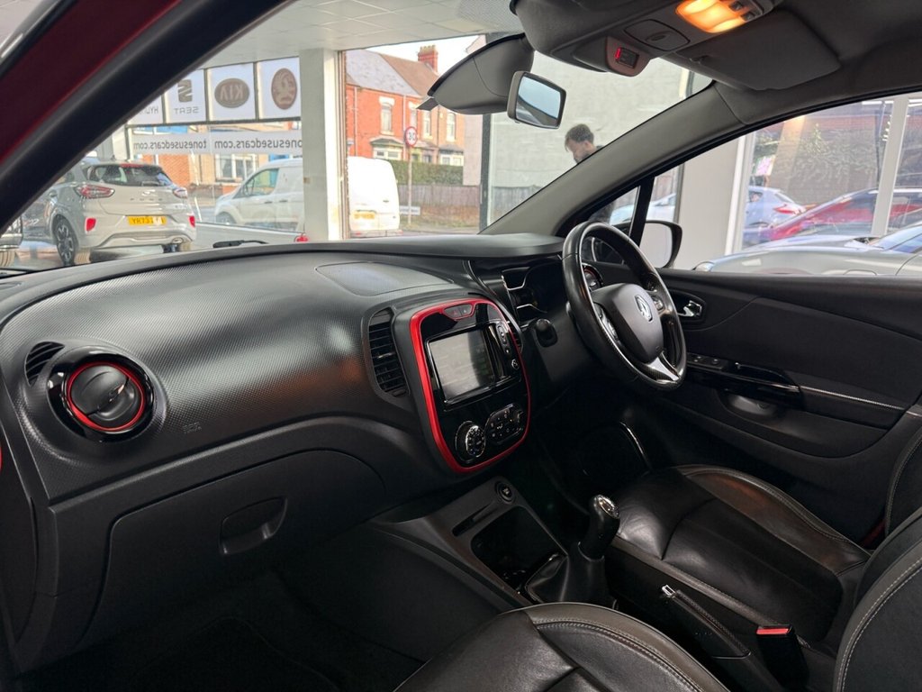 Used Renault Captur 2015 for sale - 77608482: Photo 14