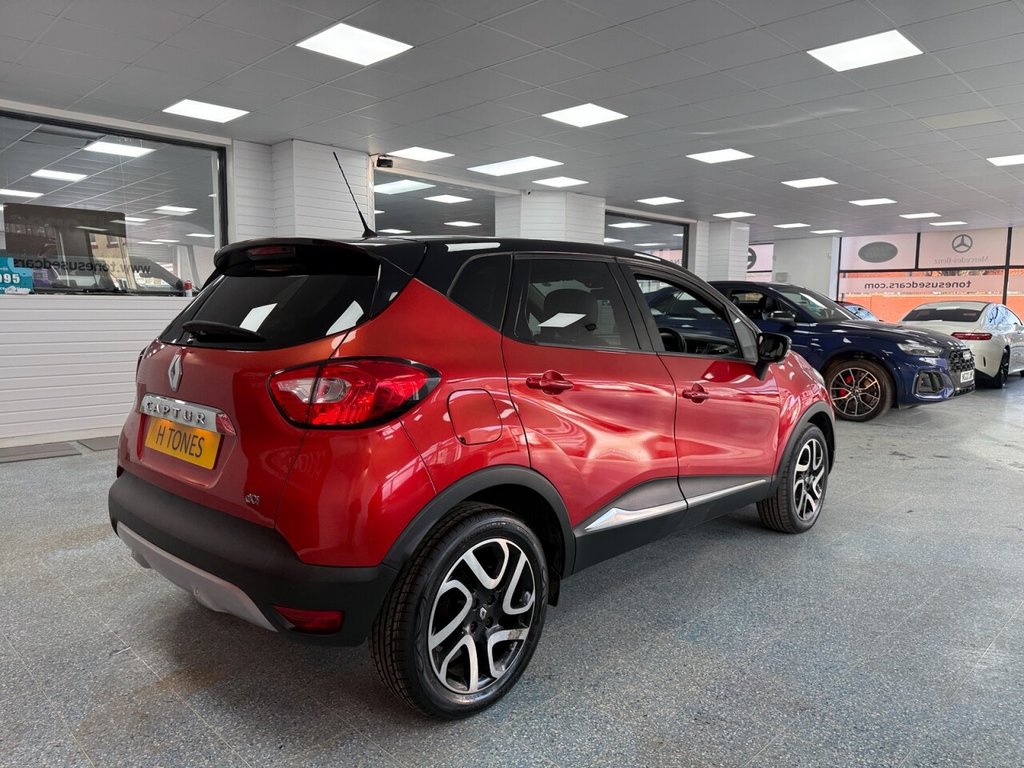 Used Renault Captur 2015 for sale - 77608482: Photo 2