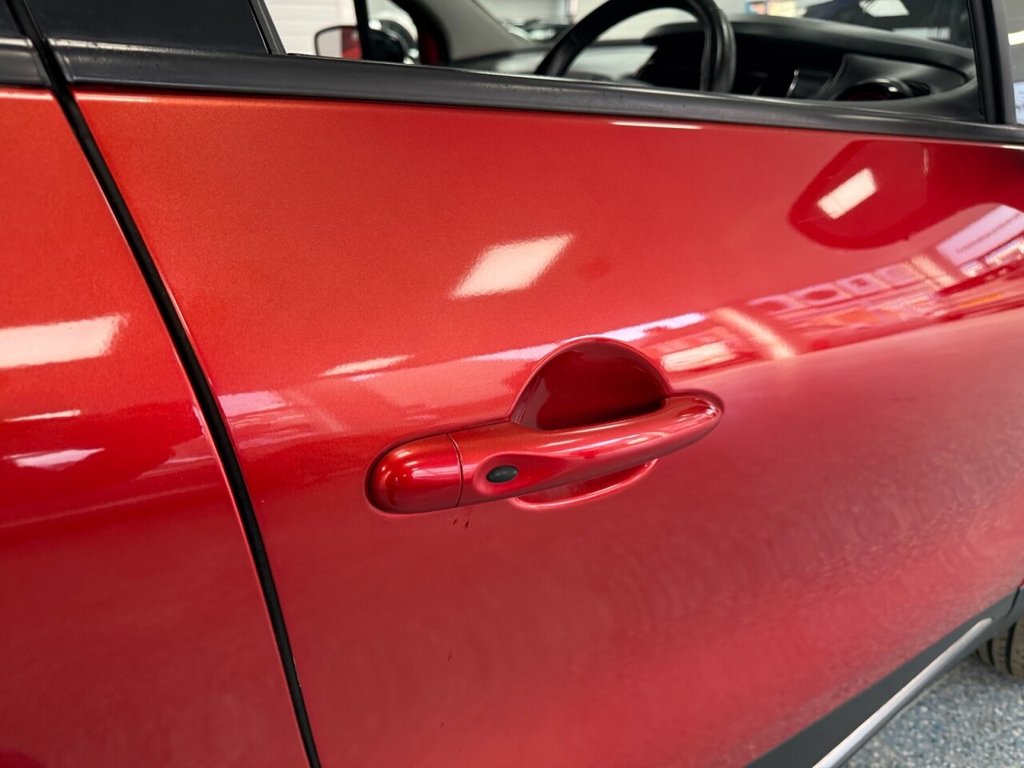 Used Renault Captur 2015 for sale - 77608482: Photo 23