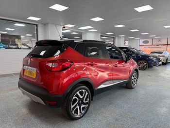 Used Renault Captur 2015 for sale - 77608482: Photo