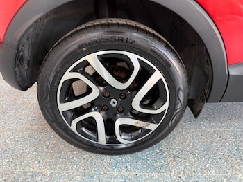 Used Renault Captur 2015 for sale - 77608482: Photo