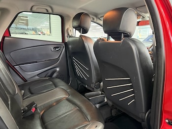 Used Renault Captur 2015 for sale - 77608482: Photo