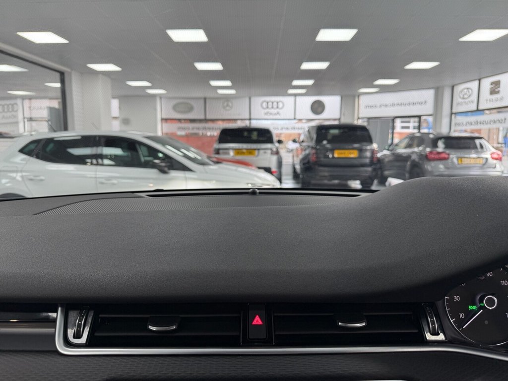 Used Land Rover Range Rover Evoque 2019 for sale - 76973308: Photo 32