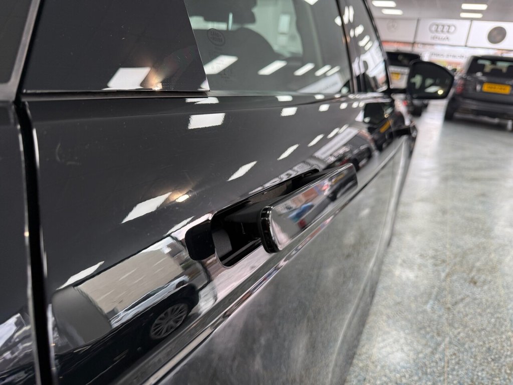 Used Land Rover Range Rover Evoque 2019 for sale - 76973308: Photo 4