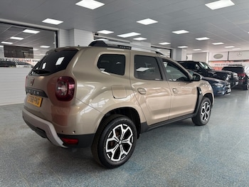 Used Dacia Duster 2018 for sale - 76776575: Photo