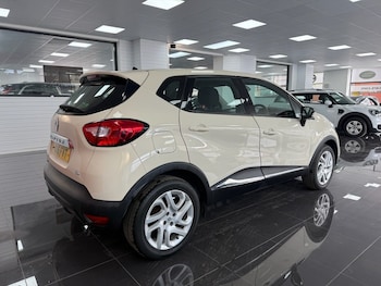 Used Renault Captur 2016 for sale - 78357785: Photo