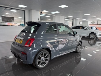 Used Abarth 595 2017 for sale - 79104003: Photo