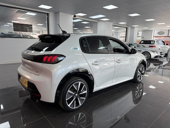 Used Peugeot 208 2020 for sale - 78632360: Photo
