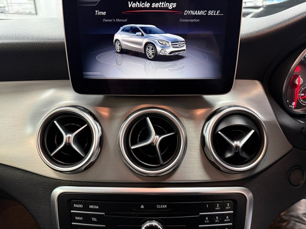 Used Mercedes-Benz GLA 2018 for sale - 76776569: Photo 45