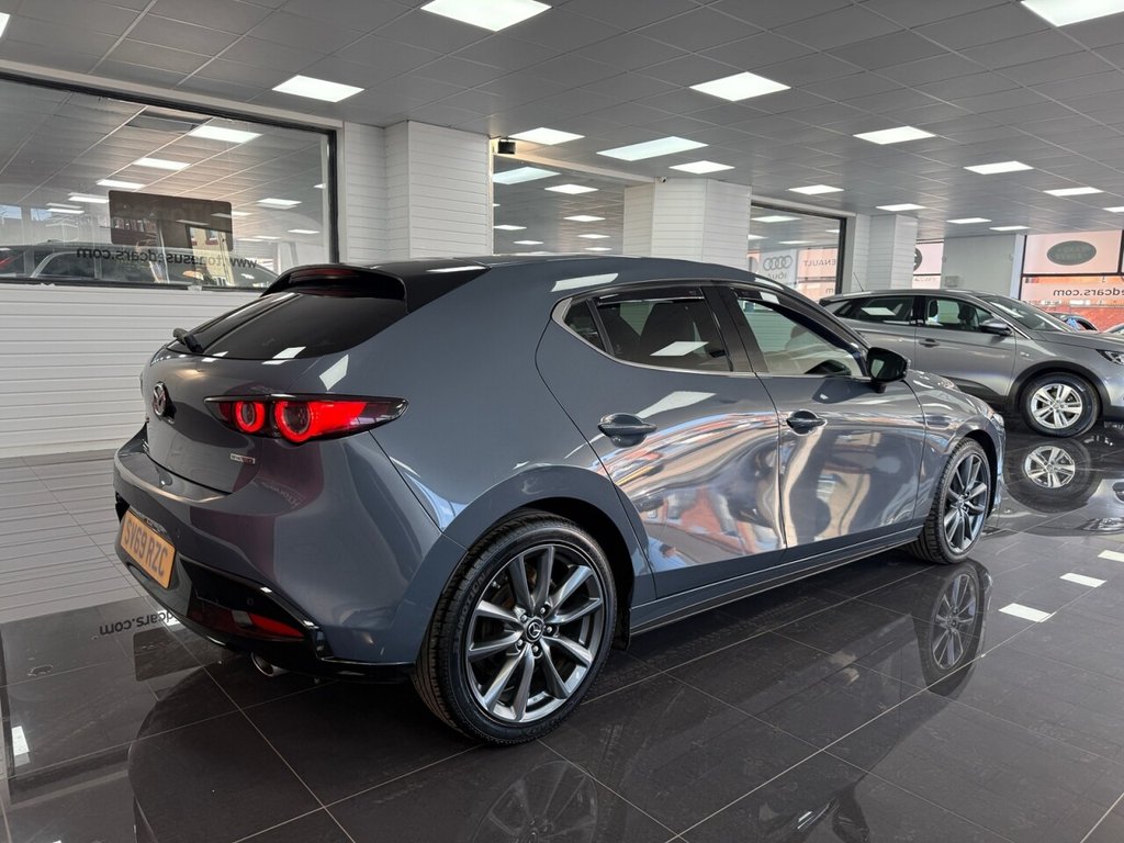 Used Mazda Mazda3 2019 for sale - 78181658: Photo 2